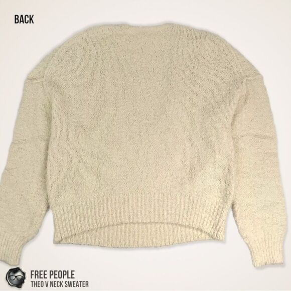 FREE PEOPLE THEO V NECK SWEATER IN CREAM WOMEN’S MEDIUM OVERSIZED SMALL FUZZY - Picture 5 of 16